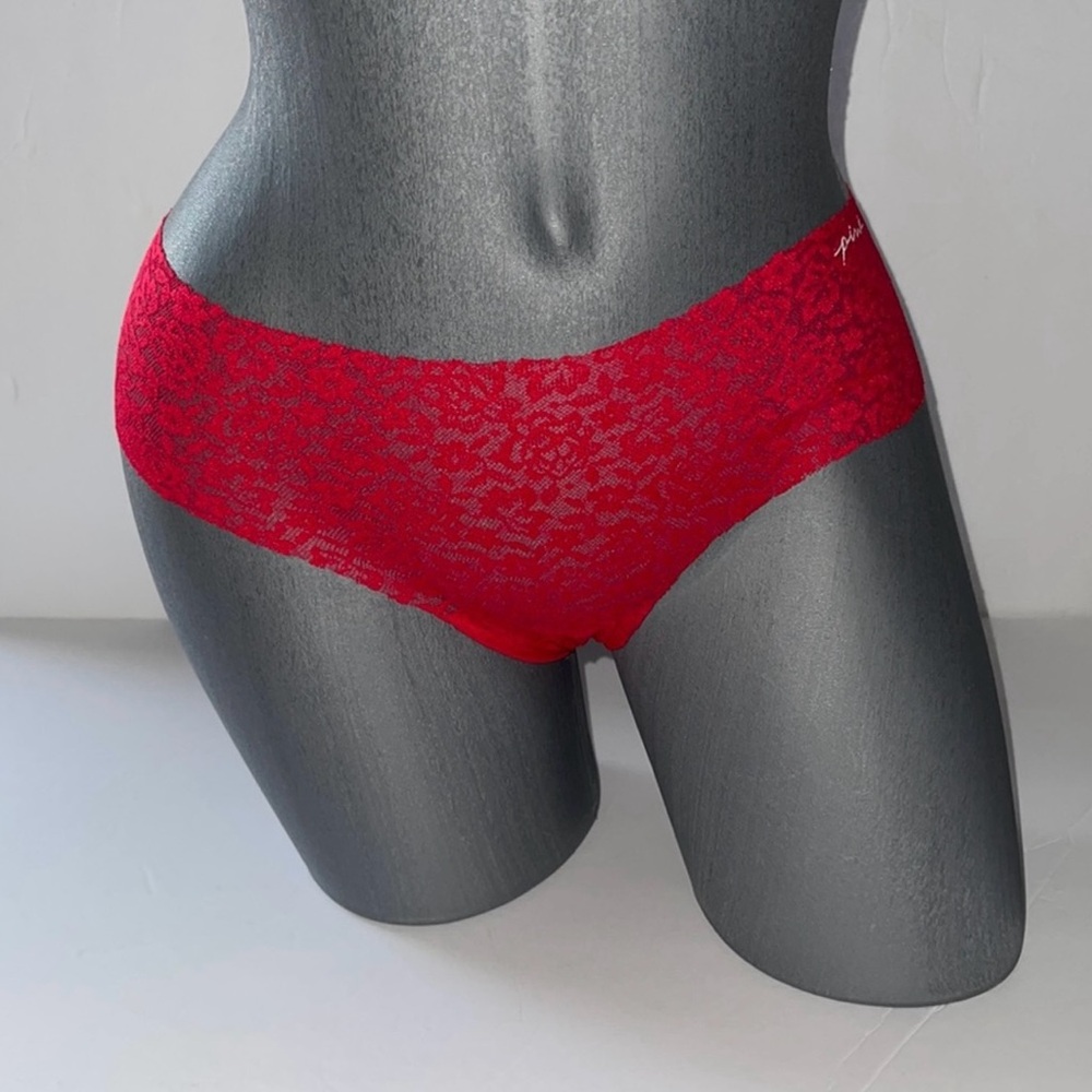 Victoria’s Secret Pink No Show Soft Lace Cheekster Underwear Panty. NWT